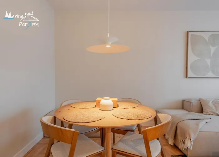 Marine Nad Parsętą - Na Wyspie Solnej * Kołobrzeg